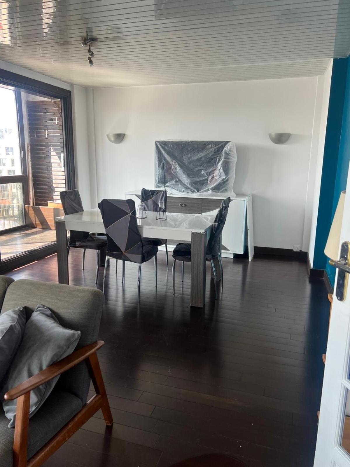 Appartement 2 Chambre Et Grand Sejour 100M2 A 5 Min Du Stade Velodrome Marseille Exterior photo
